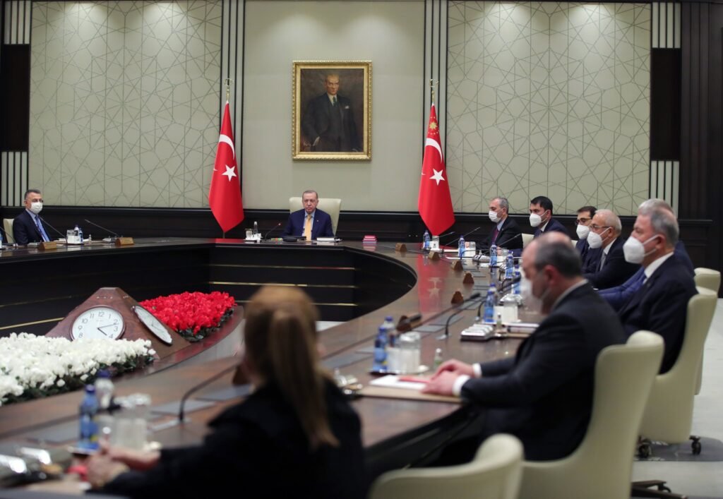 ئەنجوومەنێ ئاسایشا نیشتمانیا تورکیا  کومبوون لسەر تێوەرێ گرژیێن سووریا. 