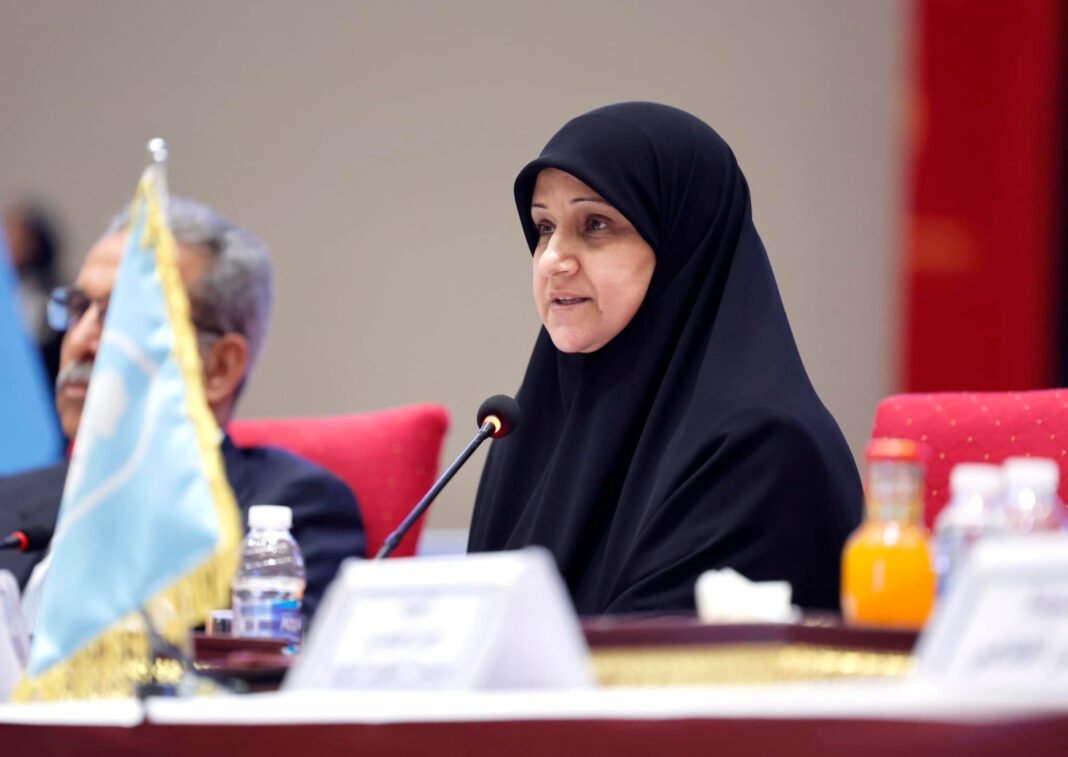 وەزیرا پەیوەندییان: پارێ زێدە یێ کارتێن مۆبایل و ئەنتەرنێتێ ژ کۆمپانییان وەرگرن.