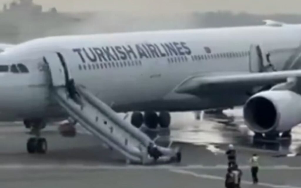 فڕۆکەکا تورکیش ئێرلاین ل نیپاڵ ئاگر گرت